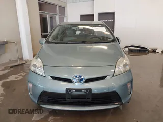 2015 Toyota Prius Four with VIN JTDKN3DU4F1932875, listed as a IAAI auction lot 41697847 with 306,594 mi miles. Bid and sale history available at carsss.com. Image 12.
