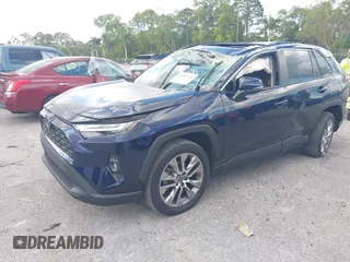 2022 Toyota RAV4 XLE Premium with VIN 2T3C1RFV0NW189365, listed as a IAAI auction lot 41691045 with 42,171 mi miles. Bid and sale history available at carsss.com. Image 2.