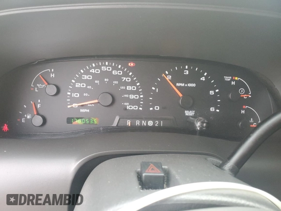 2003 Ford Excursion Special Serv с VIN 1FMNU40L23ED68663, выставлен на аукционе Copart как лот 50488915 с пробегом 178 053 миль миль и Списание • Salvage title. История ставок и продаж доступна на DreamBid. Изображение 9.