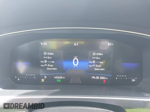 2024 Volkswagen Tiguan SE with VIN 3VV3B7AX7RM029891, listed as a IAAI auction lot 42087357 with 43,636 mi miles and . Bid and sale history available at DreamBid. Image 7.
