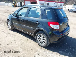 2013 Suzuki SX4 Crossover with VIN JS2YB5A31D6101463, listed as a IAAI auction lot 41941581 with 48,974 mi miles and . Bid and sale history available at DreamBid. Image 3.