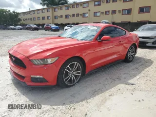 2015 Ford Mustang EcoBoost z VIN 1FA6P8TH5F5393100, wystawiony jako Copart lot #56839595 z przebiegiem 130 154 mil mil oraz Tytuł czysty. Historia ofert i sprzedaży dostępna na DreamBid. Obrazek 1.