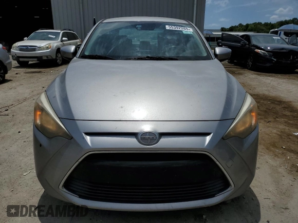 2016 Scion iA z VIN 3MYDLBZV5GY101992, wystawiony jako Copart lot #55392265 z przebiegiem 120 669 mil mil oraz Szkody całkowita. Historia ofert i sprzedaży dostępna na DreamBid. Obrazek 5.
