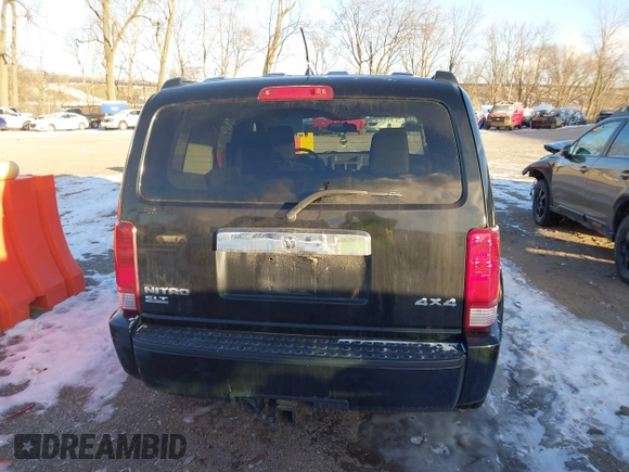 2007 Dodge Nitro SLT with VIN 1D8GU58K27W549214, listed as a IAAI auction lot 41358109 with 99,530 mi miles. Bid and sale history available at carsss.com. Image 16.