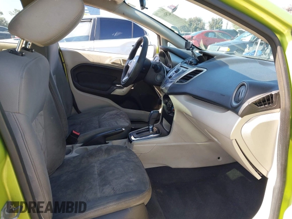 2011 Ford Fiesta SE z VIN 3FADP4EJ5BM138077, wystawiony jako IAAI lot #42506611 z przebiegiem Nie podano mil oraz . Historia ofert i sprzedaży dostępna na DreamBid. Obrazek 5.