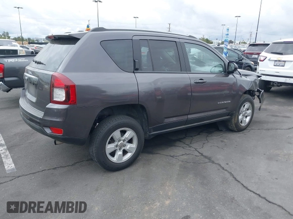 2017 Jeep Compass Sport with VIN 1C4NJCBB6HD134437, listed as a IAAI auction lot 42064834 with 118,685 mi miles and . Bid and sale history available at DreamBid. Image 4.