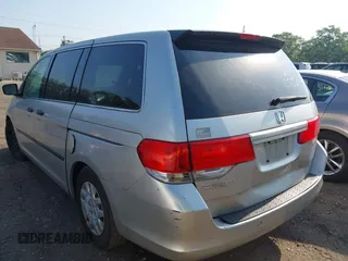 2009 Honda Odyssey LX with VIN 5FNRL38269B052088, listed as a IAAI auction lot 42499465 with Not provided miles and . Bid and sale history available at DreamBid. Image 3.