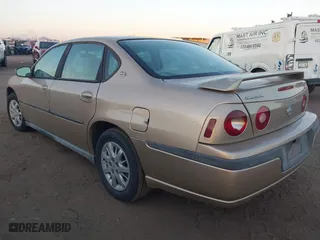 2004 Chevrolet Impala with VIN 2G1WF52E349225600, listed as a IAAI auction lot 41997016 with 202,520 mi miles. Bid and sale history available at carsss.com. Image 3.