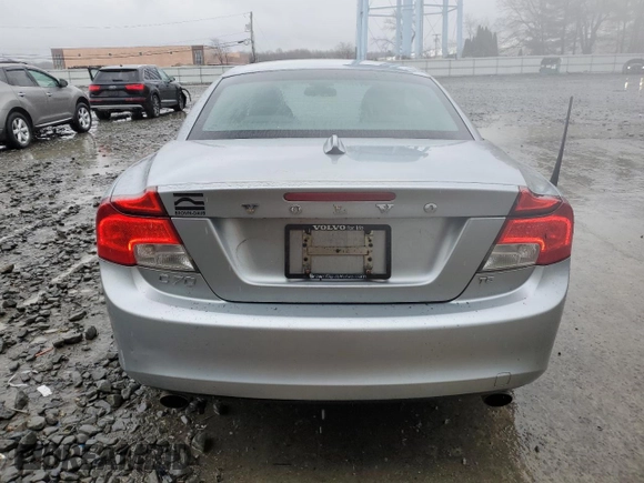2011 Volvo C70 T5 with VIN YV1672MC7BJ109858, listed as a Copart auction lot 49588955 with 69,990 mi miles and Salvage Title. Bid and sale history available at carsss.com. Image 6.