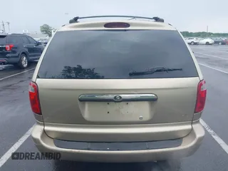 2003 Chrysler Town & Country LX z VIN 2C4GP44L13R132460, wystawiony jako IAAI lot #42467139 z przebiegiem 229 293 mil mil oraz . Historia ofert i sprzedaży dostępna na DreamBid. Obrazek 14.