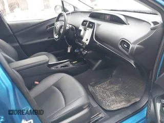 2019 Toyota Prius LE with VIN JTDL9RFU8K3011010, listed as a IAAI auction lot 41677863 with 42,781 mi miles and . Bid and sale history available at DreamBid. Image 5.