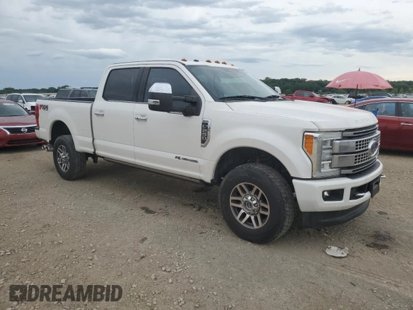 2017 Ford F-250 Lariat with VIN 1FT7W2BT6HEB89431, listed as a Copart auction lot 60673005 with 58,158 mi miles and Salvage title. Bid and sale history available at DreamBid. Image 4.