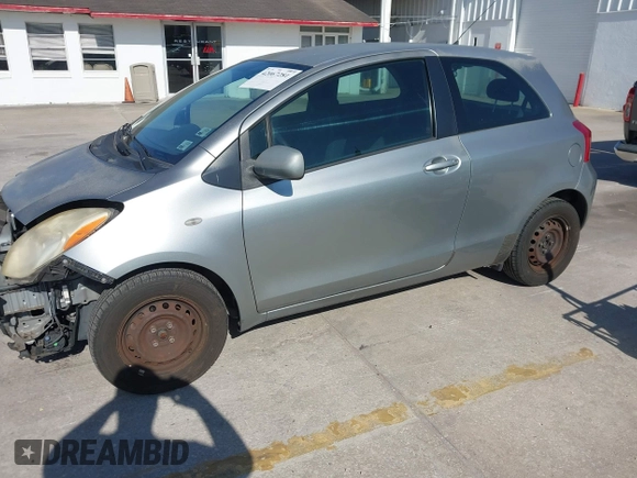 2007 Toyota Yaris with VIN JTDJT923675114542, listed as a IAAI auction lot 42067281 with 203,525 mi miles. Bid and sale history available at carsss.com. Image 17.