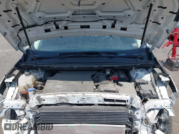 2015 Ford Edge SE с VIN 2FMTK4G87FBC27229, выставлен на аукционе IAAI как лот 42108482 с пробегом 122 199 миль миль и . История ставок и продаж доступна на DreamBid. Изображение 10.