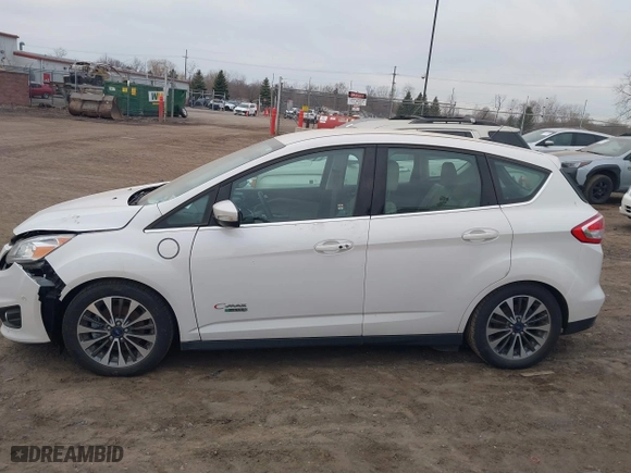 2017 Ford C-Max Energi Titanium with VIN 1FADP5FU5HL109509, listed as a IAAI auction lot 41820926 with 68,244 mi miles. Bid and sale history available at carsss.com. Image 14.