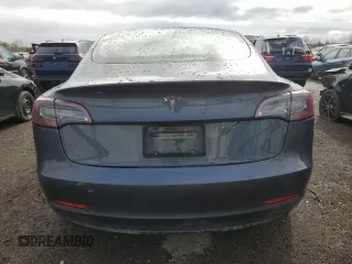2021 Tesla Model 3 Standard Range Plus z VIN 5YJ3E1EA6MF838465, wystawiony jako Copart lot #55296995 z przebiegiem 81 661 mil mil oraz Czysty tytuł • Clean title. Historia ofert i sprzedaży dostępna na DreamBid. Obrazek 6.