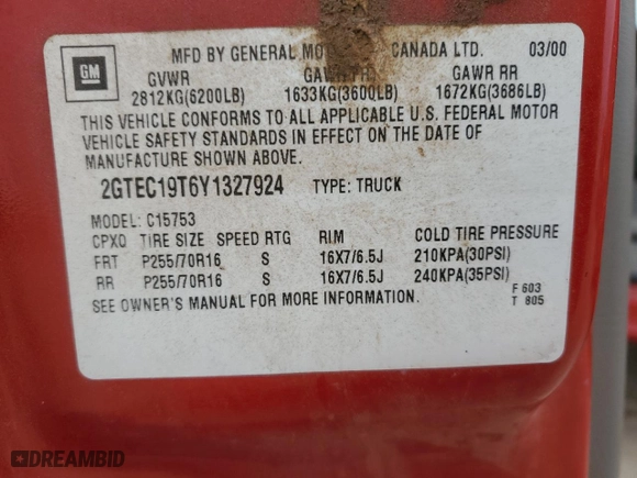2000 GMC New Sierra 1500 SLE with VIN 2GTEC19T6Y1327924, listed as a Copart auction lot 44681035 with NaN miles and Salvage Title. Bid and sale history available at carsss.com. Image 12.