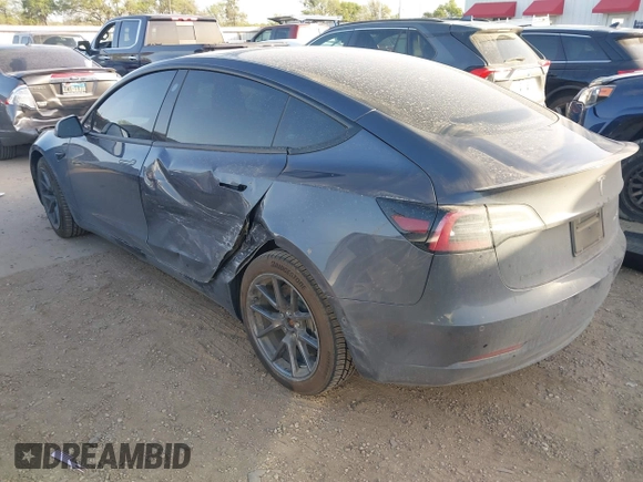 2022 Tesla Model 3 Long Range with VIN 5YJ3E1EB3NF264532, listed as a IAAI auction lot 41842044 with 42,280 mi miles and . Bid and sale history available at DreamBid. Image 3.