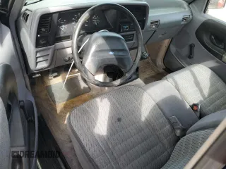 1994 Ford Ranger Splash with VIN 1FTCR10A8RTB09304, listed as a Copart auction lot 45596665 with 1,327,684 mi miles and Clean Title. Bid and sale history available at DreamBid. Image 8.