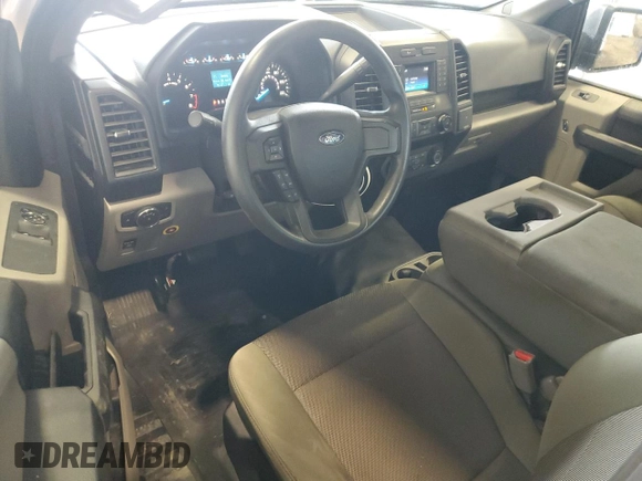 2015 Ford F-150 XL z VIN 1FTMF1C86FKE52264, wystawiony jako Copart lot #60509645 z przebiegiem 96 321 mil mil oraz Czysty tytuł • Clean title. Historia ofert i sprzedaży dostępna na DreamBid. Obrazek 8.
