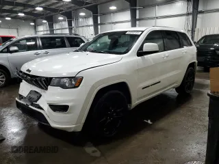 2017 Jeep Grand Cherokee Laredo with VIN 1C4RJFAG2HC951622, listed as a Copart auction lot 83849164 with 111,930 mi miles and Salvage title. Bid and sale history available at DreamBid. Image 1.