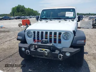 2019 Jeep Wrangler Unlimited Sport S with VIN 1C4HJXDN2KW508341, listed as a IAAI auction lot 42286619 with 49,410 mi miles and . Bid and sale history available at DreamBid. Image 12.