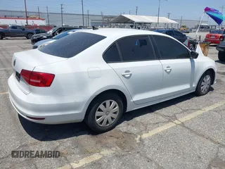 2015 Volkswagen Jetta S с VIN 3VW2K7AJ0FM341419, выставлен на аукционе IAAI как лот 42544580 с пробегом 92 278 миль миль и . История ставок и продаж доступна на DreamBid. Изображение 4.