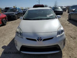 2015 Toyota Prius Four with VIN JTDKN3DU4F0460084, listed as a Copart auction lot 49380005 with 135,505 mi miles and Clean Title. Bid and sale history available at DreamBid. Image 5.