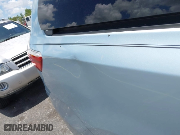 2015 Toyota Sienna XLE с VIN 5TDYK3DC3FS537633, выставлен на аукционе IAAI как лот 42534653 с пробегом 250 730 миль миль и . История ставок и продаж доступна на DreamBid. Изображение 18.