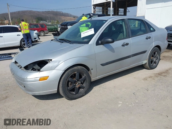 2002 Ford Focus SE with VIN 1FAFP34332W226423, listed as a IAAI auction lot 41804714 with 158,277 mi miles and . Bid and sale history available at carsss.com. Image 2.