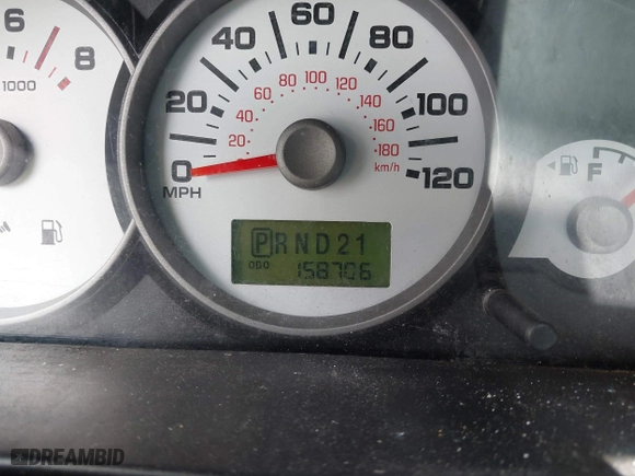 2005 Ford Escape XLT with VIN 1FMYU03175KD53760, listed as a IAAI auction lot 42124876 with 158,706 mi miles. Bid and sale history available at carsss.com. Image 7.