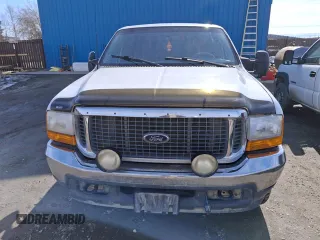 2000 Ford Excursion XLT with VIN 1FMSU41F8YEE41800, listed as a Copart auction lot 55297415 with 191,904 mi miles and Clean Title. Bid and sale history available at DreamBid. Image 5.