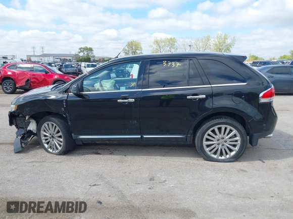 2013 Lincoln MKX with VIN 2LMDJ6JK9DBL37711, listed as a IAAI auction lot 42193737 with 188,360 mi miles. Bid and sale history available at carsss.com. Image 14.