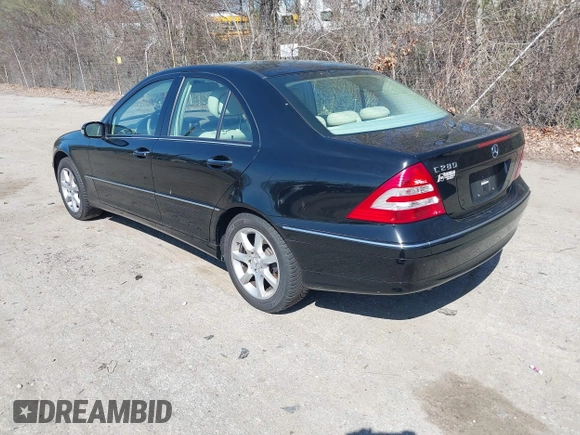 2007 Mercedes-Benz C 280 Luxury with VIN WDBRF54H07A924928, listed as a IAAI auction lot 42091410 with 114,844 mi miles and . Bid and sale history available at DreamBid. Image 3.