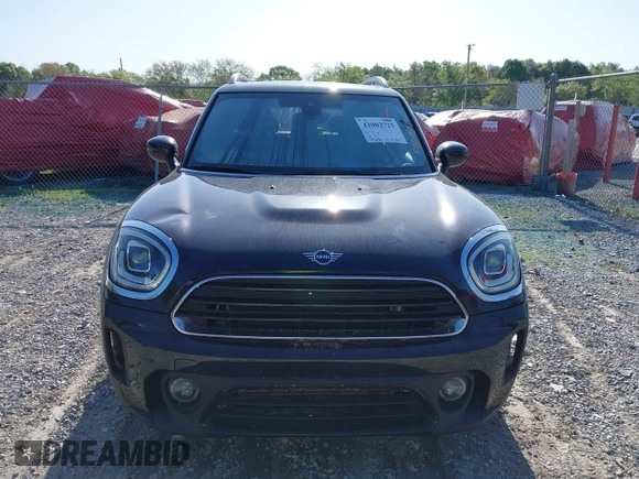 2022 MINI Countryman Oxford Edition with VIN WMZ23BR03N3N35831, listed as a IAAI auction lot 42002725 with 37,680 mi miles and . Bid and sale history available at DreamBid. Image 6.