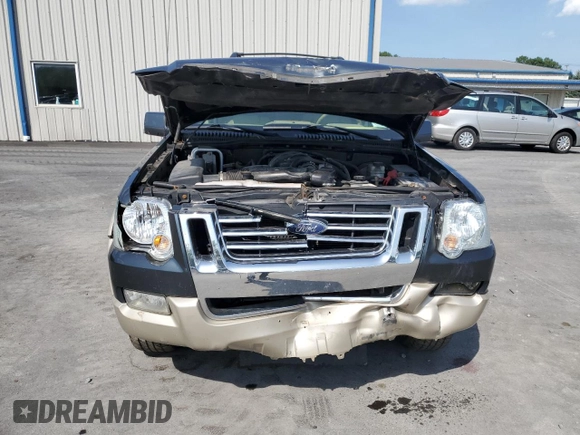 2009 Ford Explorer Eddie Bauer z VIN 1FMEU748X9UA25945, wystawiony jako Copart lot #61073115 z przebiegiem 126 141 mil mil oraz Szkoda całkowita • Salvage title. Historia ofert i sprzedaży dostępna na DreamBid. Obrazek 5.