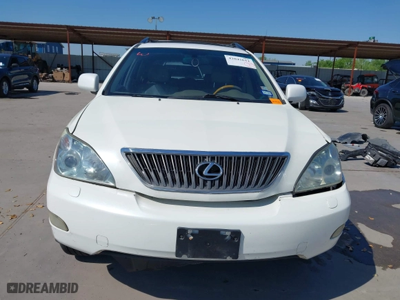 2004 Lexus RX 330 with VIN JTJGA31U140033669, listed as a IAAI auction lot 42042611 with 267,270 mi miles. Bid and sale history available at carsss.com. Image 13.
