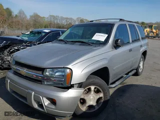 2007 Chevrolet TrailBlazer LS with VIN 1GNDS13S172110589, listed as a IAAI auction lot 41919212 with 168,053 mi miles. Bid and sale history available at carsss.com. Image 2.