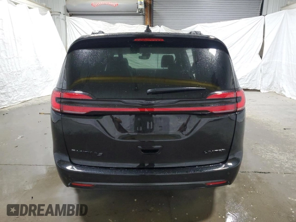 2025 Chrysler Pacifica Limited z VIN 2C4RC1GG3SR550826, wystawiony jako Copart lot #58486895 z przebiegiem 4 735 mil mil oraz Czysty tytuł • Clean title. Historia ofert i sprzedaży dostępna na DreamBid. Obrazek 6.