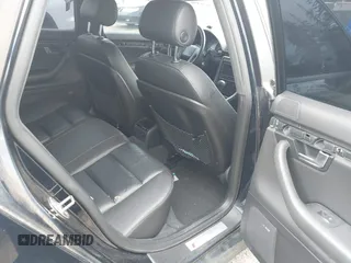 2007 Audi A4 z VIN WAUEH78E57A062129, wystawiony jako IAAI lot #42426196 z przebiegiem 165 157 mil mil oraz . Historia ofert i sprzedaży dostępna na DreamBid. Obrazek 8.