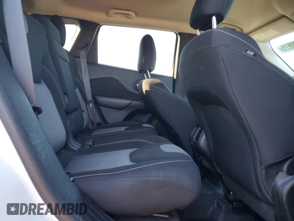 2014 Jeep Cherokee Altitude with VIN 1C4PJMCB2EW140863, listed as a Copart auction lot 48230875 with 102,220 mi miles and Clean Title. Bid and sale history available at DreamBid. Image 11.