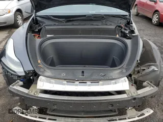 2024 Tesla Model Y Long Range с VIN 7SAYGDEE0RF990269, выставлен на аукционе Copart как лот 43636615 с пробегом 31 740 миль миль и Списание • Salvage title. История ставок и продаж доступна на DreamBid. Изображение 12.