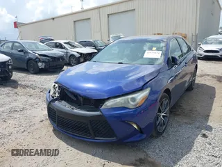 2015 Toyota Camry XLE with VIN 4T1BF1FK0FU885903, listed as a IAAI auction lot 41923424 with 193,676 mi miles and . Bid and sale history available at DreamBid. Image 17.
