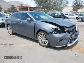 2017 Lexus ES with VIN 58ABK1GGXHU068035, listed as a IAAI auction lot 38733134 with 70,127 mi miles. Bid and sale history available at carsss.com. Image 1.