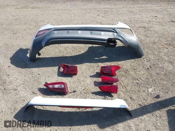 2019 Hyundai Santa Fe SE with VIN 5NMS2CAD0KH098259, listed as a IAAI auction lot 42075356 with 55,163 mi miles and . Bid and sale history available at DreamBid. Image 12.