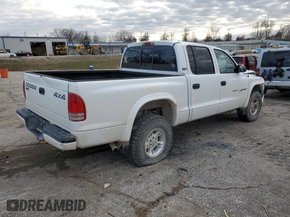 2000 Dodge Dakota Sport with VIN 1B7GG2AN2YS794418, listed as a Copart auction lot 85049154 with 165,444 mi miles and Salvage Title. Bid and sale history available at carsss.com. Image 3.