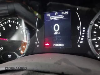 2018 Jeep Renegade Sport with VIN ZACCJBAB7JPH59147, listed as a IAAI auction lot 41661590 with 70,390 mi miles. Bid and sale history available at carsss.com. Image 15.