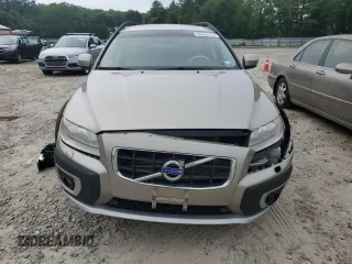 2011 Volvo XC70 3.2L z VIN YV4940BZ4B1105139, wystawiony jako Copart lot #60402415 z przebiegiem 182 404 mil mil oraz Czysty tytuł • Clean title. Historia ofert i sprzedaży dostępna na DreamBid. Obrazek 5.