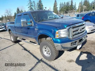 2001 Ford Super Duty F-250 XL with VIN 3FTNW21F31MA77558, listed as a IAAI auction lot 41536844 with 247,531 mi miles. Bid and sale history available at carsss.com. Image 1.