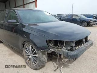 2016 Volkswagen Jetta Sport z VIN 3VWD17AJ0GM409795, wystawiony jako IAAI lot #41773028 z przebiegiem 147 979 mil mil oraz . Historia ofert i sprzedaży dostępna na DreamBid. Obrazek 6.